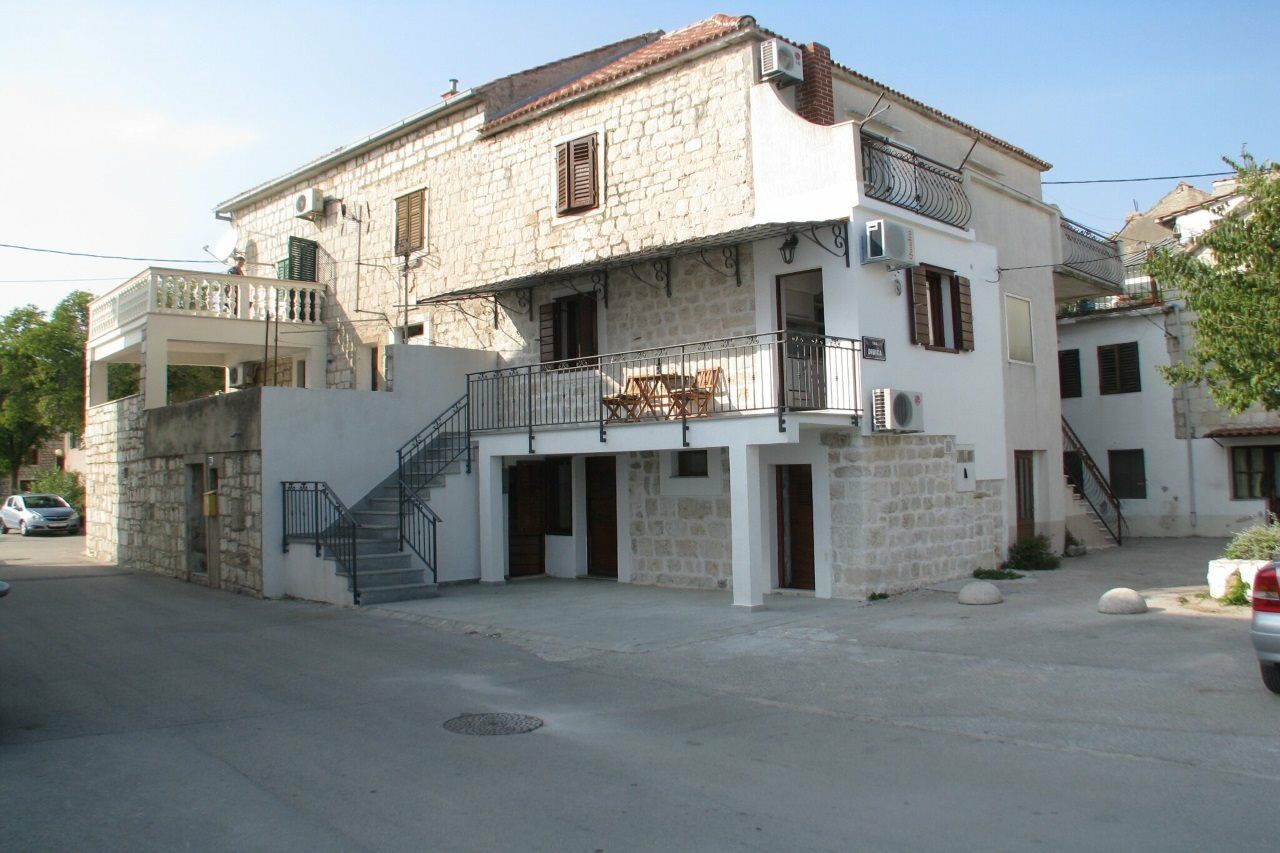 Apartment Noa Kastel Kambelovac Ngoại thất bức ảnh